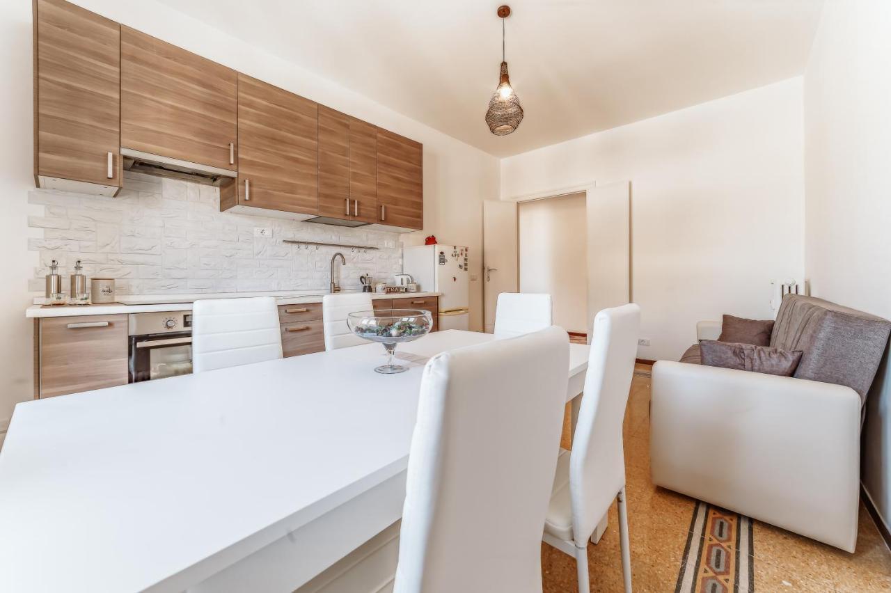 Apartament Roof Terrace In Rome - Piazza Bologna Zewnętrze zdjęcie
